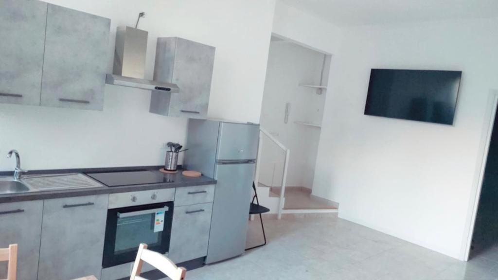 Milan New Apartment Near To De Metro ภายนอก รูปภาพ